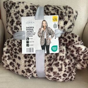 NWT Serra Sherpa Hoodie Jacket: Size L/XL